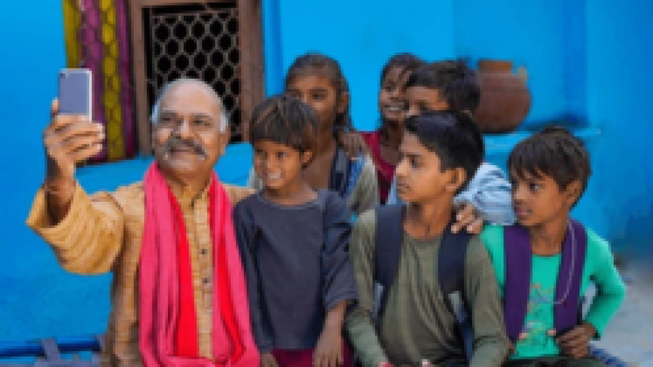 Help children in Mumbai